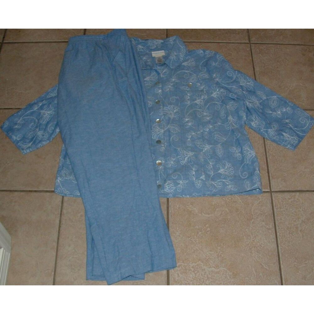 ALFRED DUNNER Blue Chambray Plus Sz 20 Ankle Pants & Embroidered Shirt 2 Pc Set